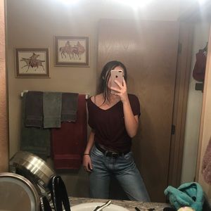 URBAN OUTFITTERS T SHIRT